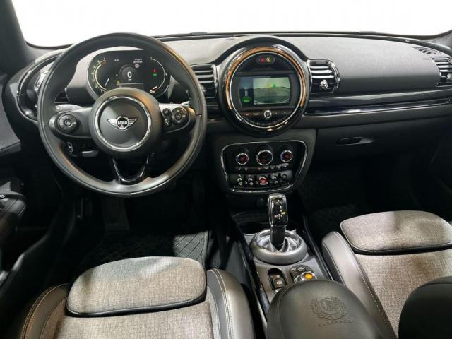 Mini Clubman image 6