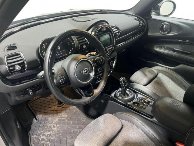 Mini Clubman image 5