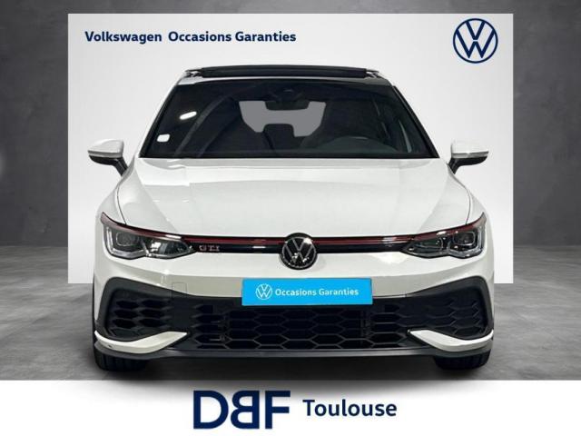 Volkswagen Golf image 9