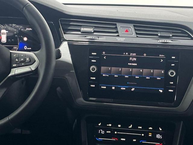 Volkswagen Touran image 2