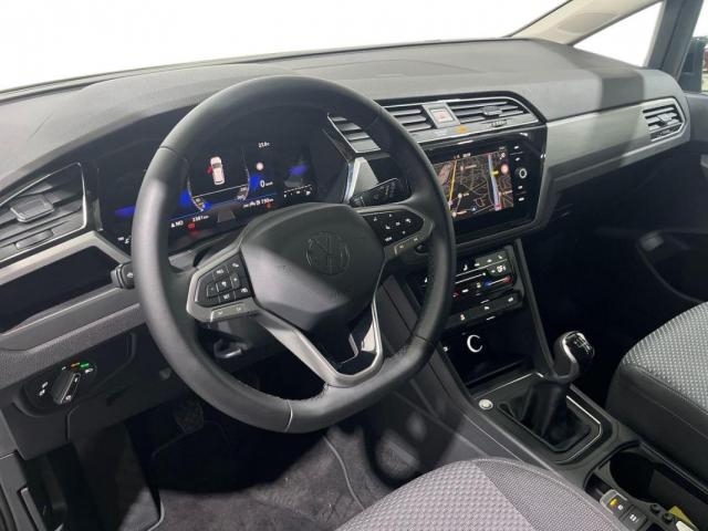 Volkswagen Touran image 8