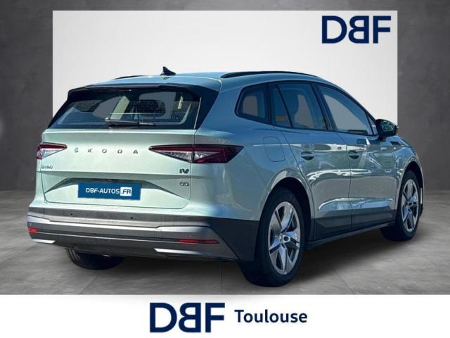 Skoda Enyaq image 8