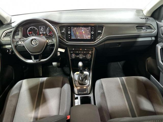 Volkswagen T-Roc image 9
