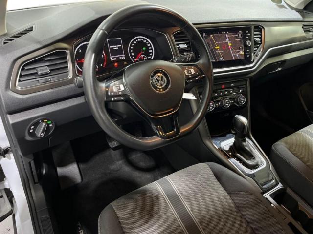 Volkswagen T-Roc image 6