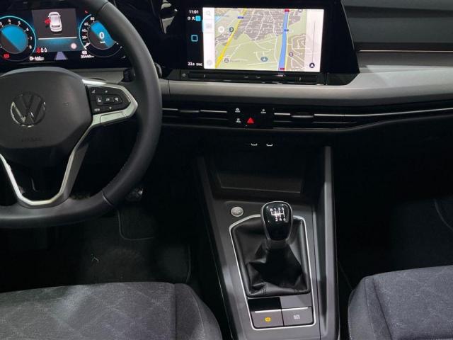 Volkswagen Golf image 9