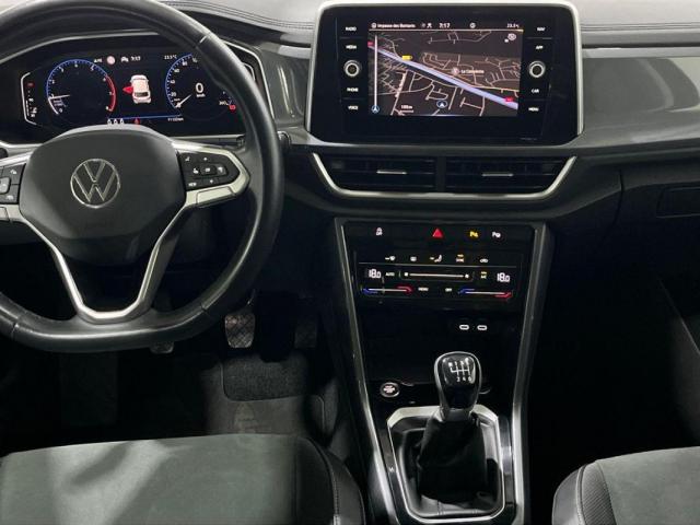Volkswagen T-Roc image 6