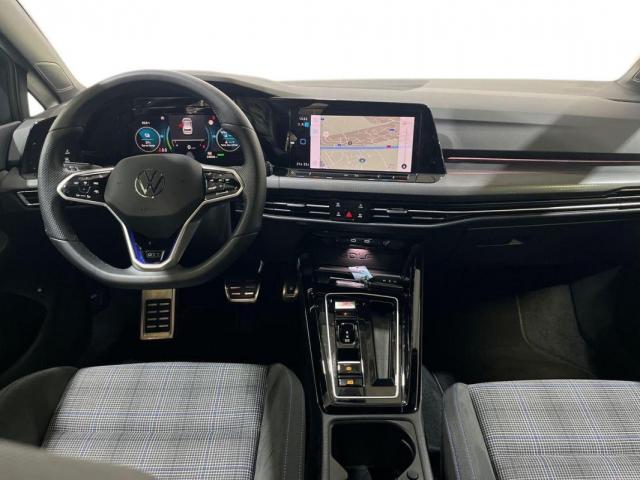 Volkswagen Golf image 5