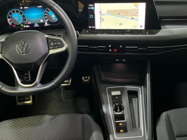Volkswagen Golf image 6