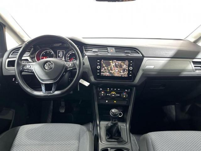 Volkswagen Touran image 5