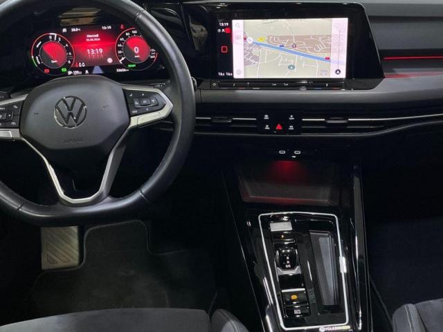 Volkswagen Golf image 4