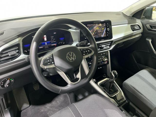 Volkswagen T-Roc image 3