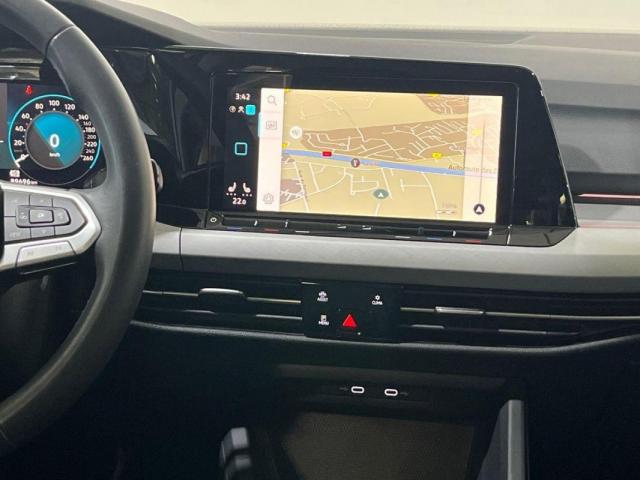 Volkswagen Golf image 6