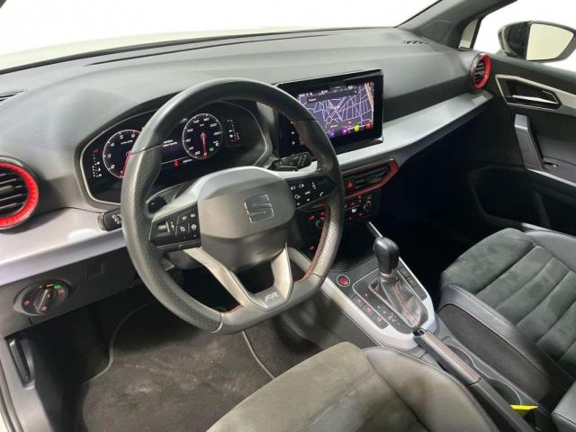 Seat Arona image 2