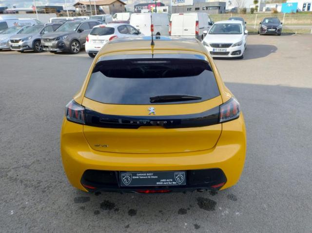 Peugeot 208 image 6