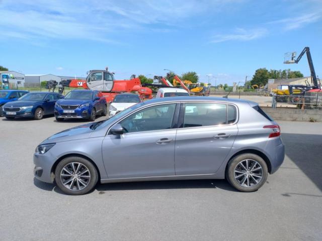 Peugeot 308 image 3