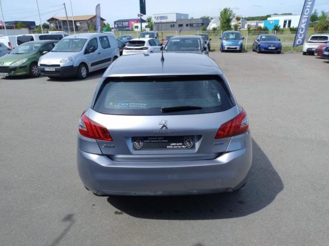 Peugeot 308 image 1