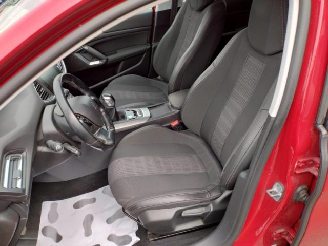Peugeot 308 image 6
