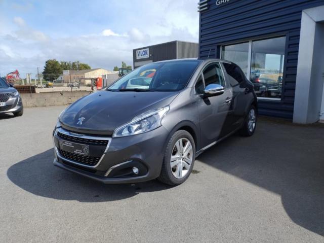 Peugeot 208 image 6