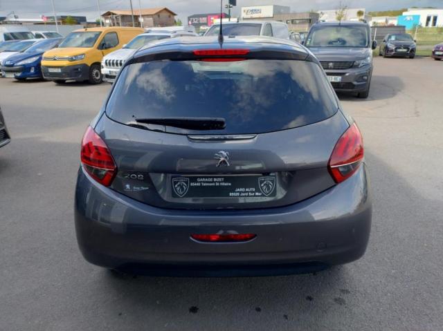 Peugeot 208 image 1