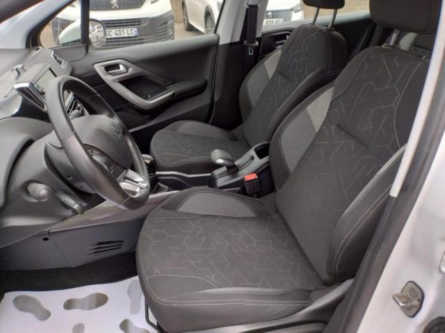 Peugeot 2008 image 1