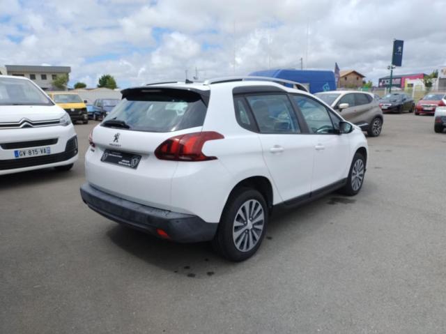 Peugeot 2008 image 9