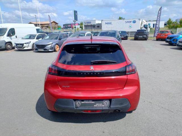 Peugeot 208 image 9