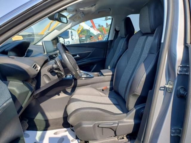 Peugeot 3008 image 4