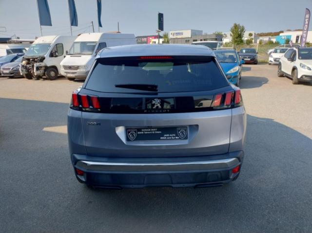 Peugeot 3008 image 2