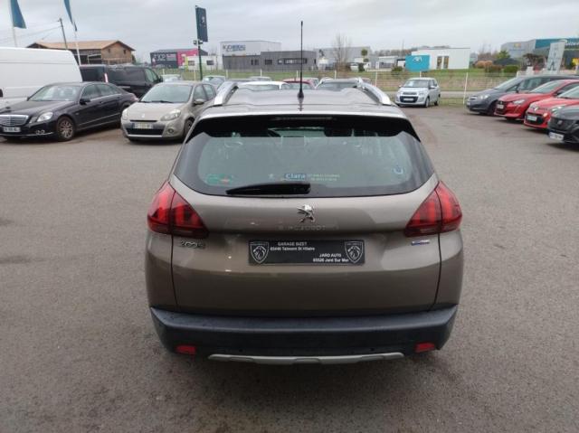 Peugeot 2008 image 6