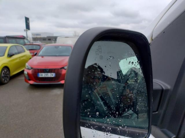 Peugeot Expert image 3