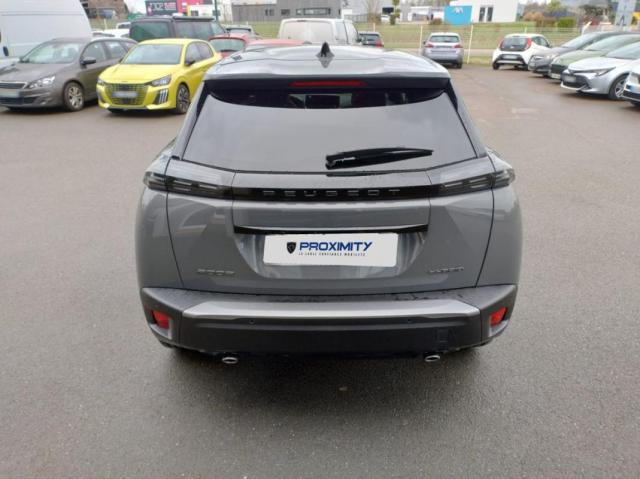 Peugeot 2008 image 8