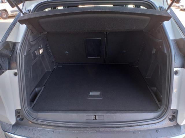 Peugeot 3008 image 3