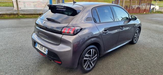 Peugeot 208 image 1