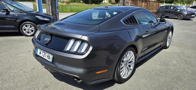 Ford Mustang image 2