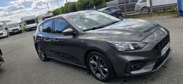 Ford Focus image 9