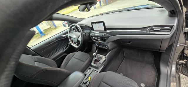 Ford Focus image 5