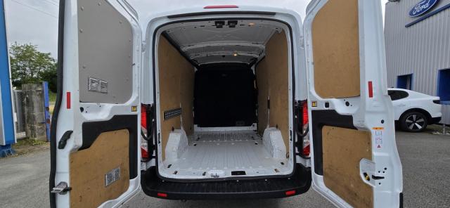 Ford Transit 2t image 4