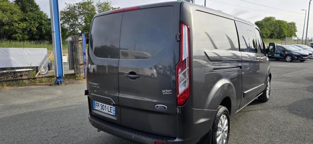 Ford Transit Custom image 1