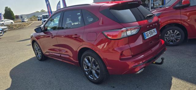 Ford Kuga image 8