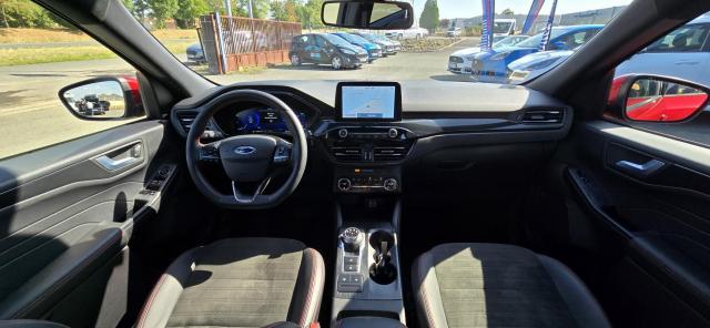 Ford Kuga image 4