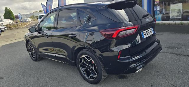 Ford Kuga image 8