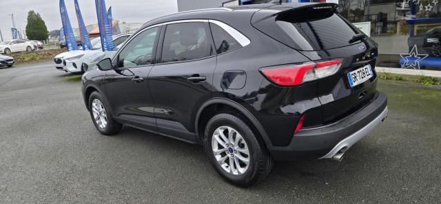Ford Kuga image 5