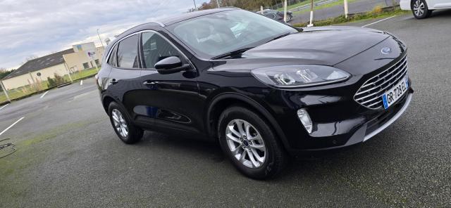 Ford Kuga image 8