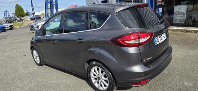 Ford C-Max image 8
