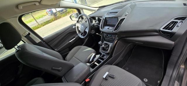Ford C-Max image 2