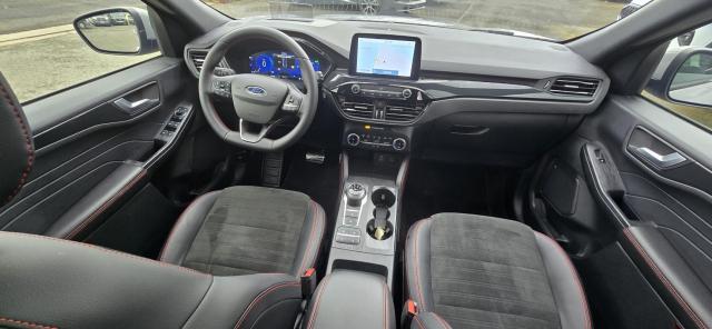 Ford Kuga image 5
