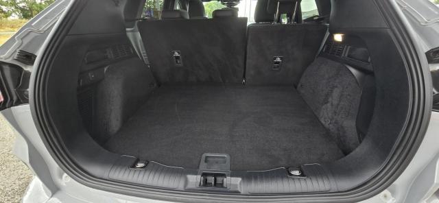 Ford Kuga image 8