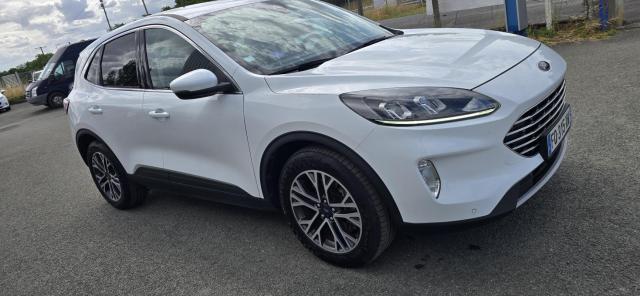 Ford Kuga image 7