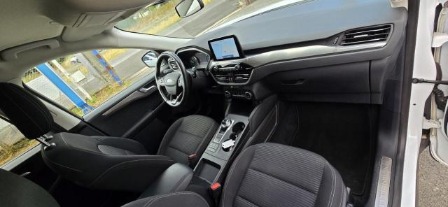 Ford Kuga image 3