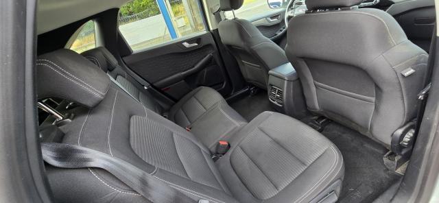 Ford Kuga image 4